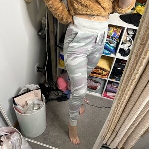 Women's Camouflage High Waisted Joggers